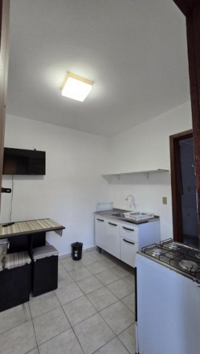 Casa até 4 pessoas Rua Corrupiao Bombas